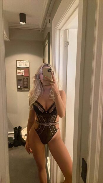 Full leaked Sofie mai private onlyfans photo