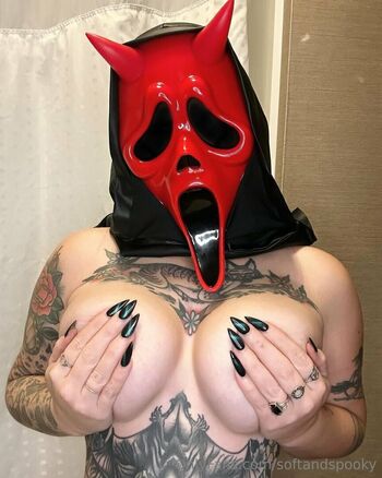 Full leaked Softandspooky private onlyfans photo