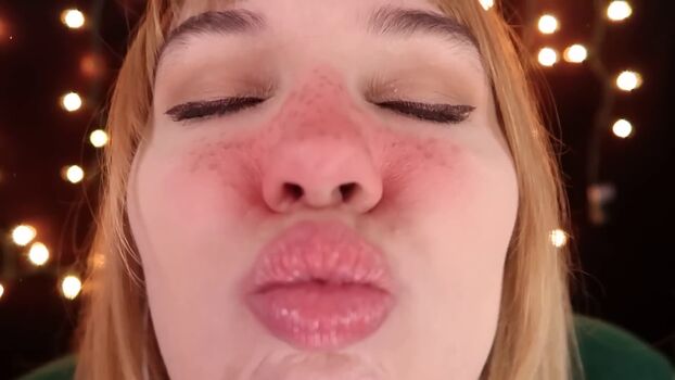 Full leaked Softlygaloshes private onlyfans photo