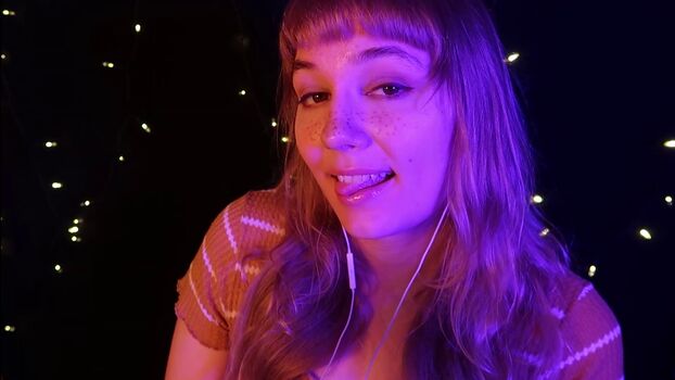 Full leaked Softlygaloshes private onlyfans photo