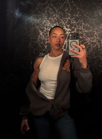 solesndsouls // Praying Mantis