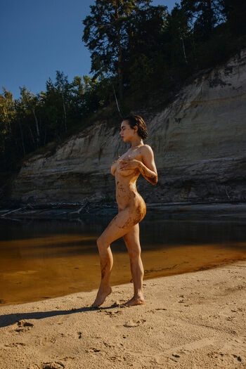 Full leaked Solomia maievska page private onlyfans photo