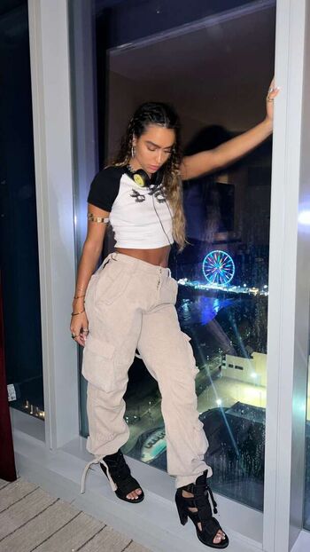 Full leaked Sommer ray page private onlyfans photo