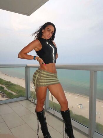 Full leaked Sommer ray page private onlyfans photo