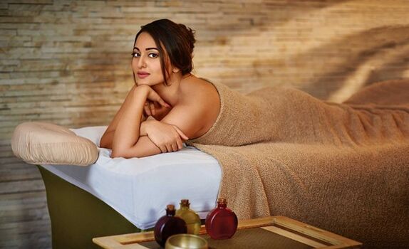Full leaked Sonakshi sinha private onlyfans photo