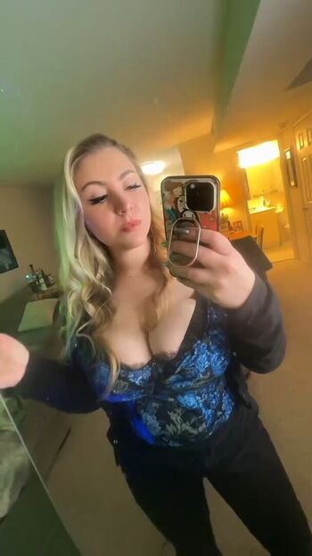 Full leaked Sonya maya private onlyfans photo