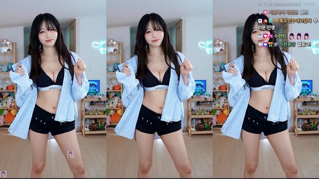 Full leaked Sooflower private onlyfans photo