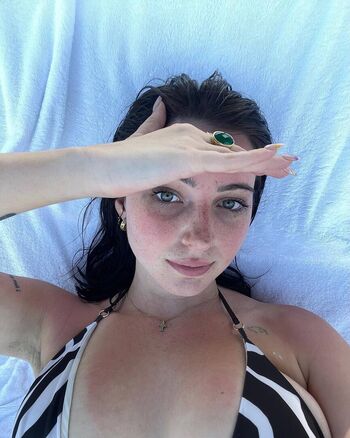 Full leaked Soph private onlyfans photo