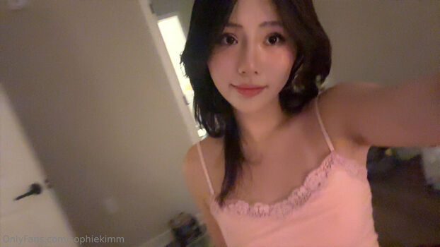 Full leaked Soph private onlyfans photo