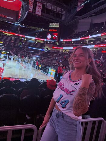 Full leaked Sophia condensa private onlyfans photo