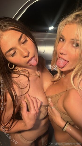 Full leaked Sophie rain private onlyfans photo
