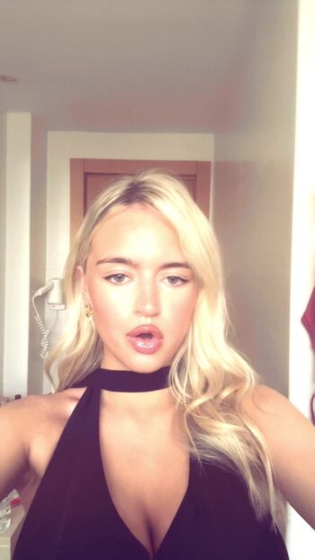 Full leaked Sophie sutherland private onlyfans photo