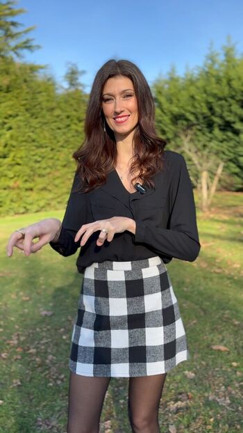 Full leaked Sophie vouzelaud private onlyfans photo