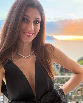 Full leaked Sophie vouzelaud private onlyfans photo