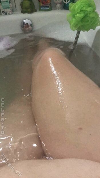 Full leaked Sophieschmande private onlyfans photo