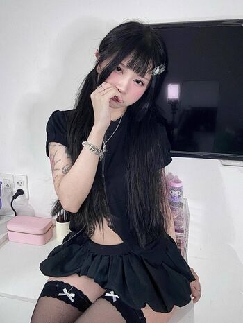 Full leaked Sorrylylyy private onlyfans photo