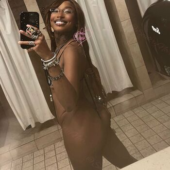 Full leaked Soultry noir page private onlyfans photo