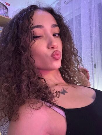 Full leaked Spicyhoney private onlyfans photo