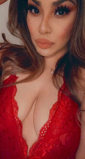 Full leaked Spicymami private onlyfans photo