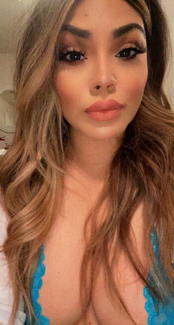 Full leaked Spicymami private onlyfans photo