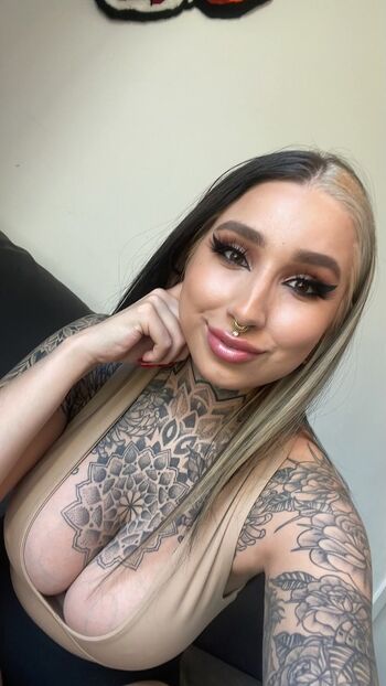 Full leaked Split tongue bri  page private onlyfans photo