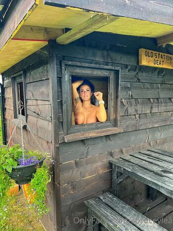 Full leaked Spruceylea private onlyfans photo