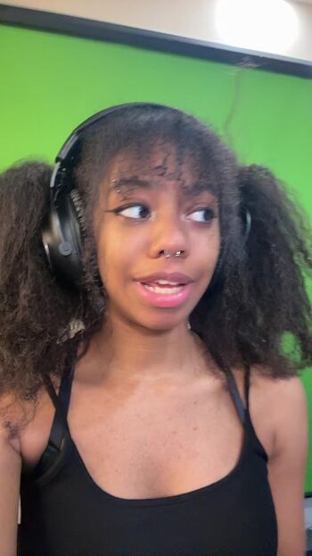 Full leaked Squidamii private onlyfans photo