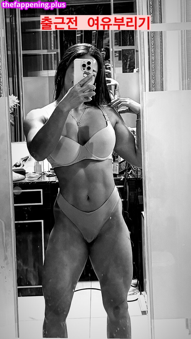 Sohyun Han / ssohyun_ss Çıplak OnlyFans Fotoğrafı #27
