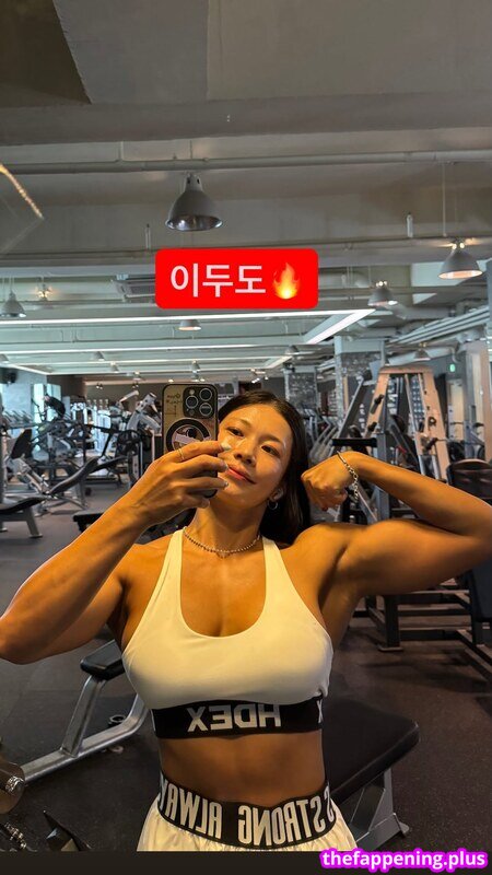 Sohyun Han / ssohyun_ss Meztelen OnlyFans Fotó #36