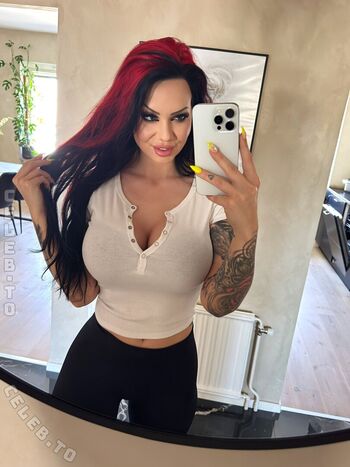 Full leaked Starfuckedmodel private onlyfans photo