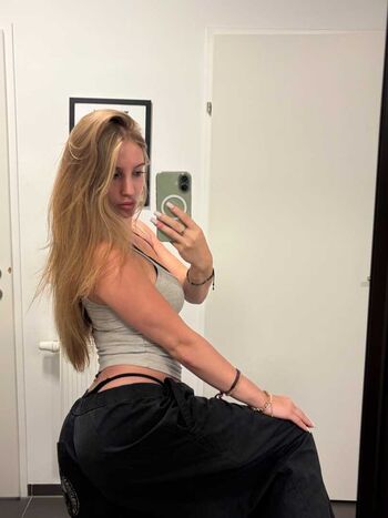 stellas_secret0