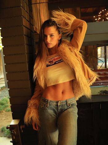 Full leaked Steph mandich page private onlyfans photo