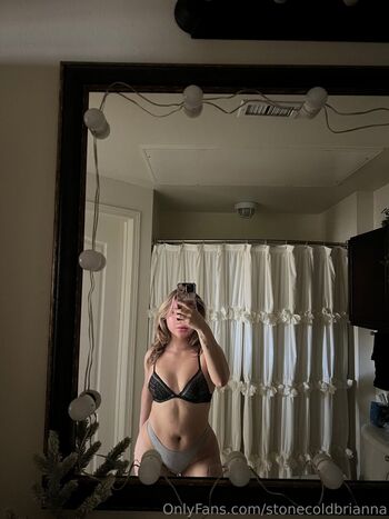Full leaked Stonecoldbrianna private onlyfans photo