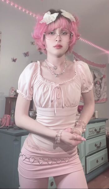 Full leaked Strawbabyboy private onlyfans photo