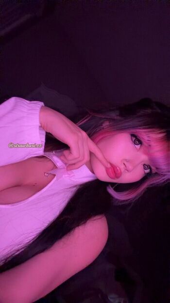 Full leaked Strawbarizz private onlyfans photo