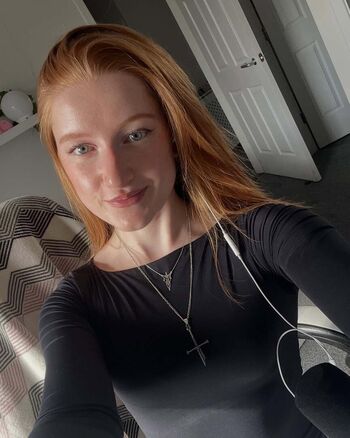 Full leaked Strawbz private onlyfans photo