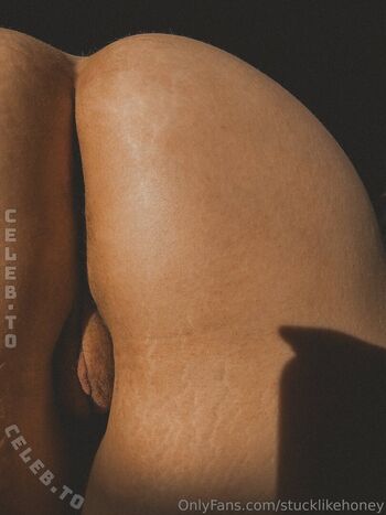 Full leaked Stucklikehoney private onlyfans photo