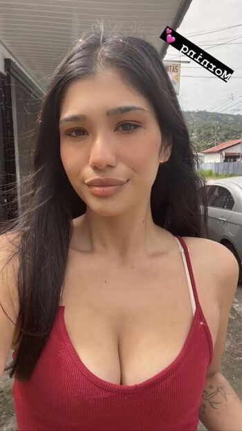 Full leaked Suanny lee page private onlyfans photo