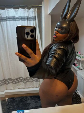 Full leaked Succubuzdemon private onlyfans photo