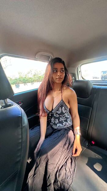 Full leaked Suhana khan private onlyfans photo