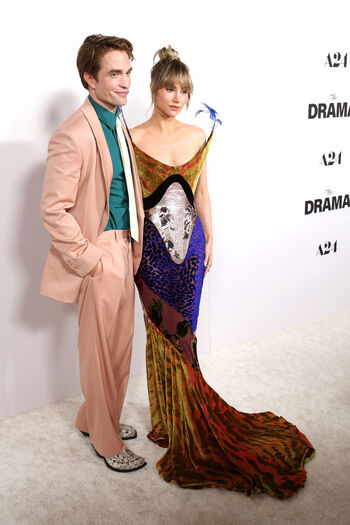 Full leaked Suki waterhouse page private onlyfans photo