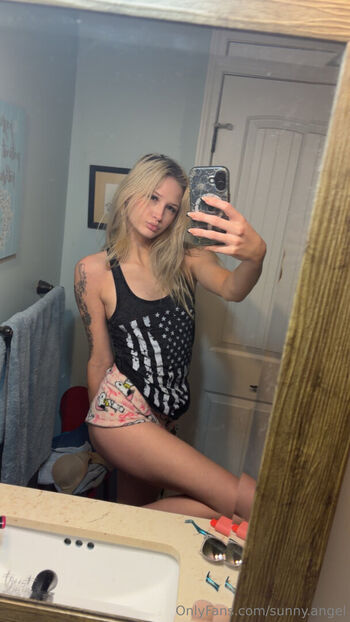 Full leaked Sunny angel private onlyfans photo