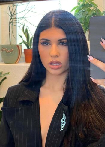 Full leaked Sunny malouf private onlyfans photo