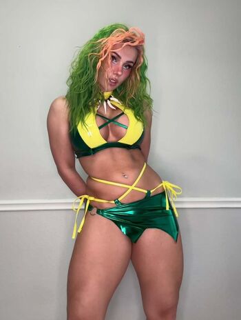 Full leaked Super saiyan kale private onlyfans photo