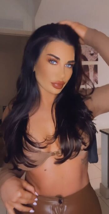 Full leaked Suppasamm private onlyfans photo