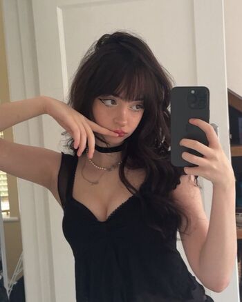 Full leaked Survivingasella private onlyfans photo