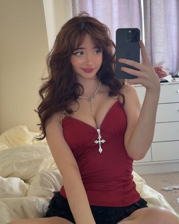 Full leaked Survivingasella private onlyfans photo