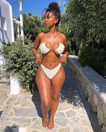 Full leaked Suzie micael page private onlyfans photo