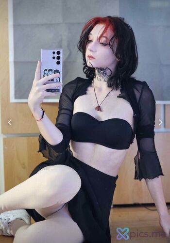 Full leaked Suzuacosplays private onlyfans photo