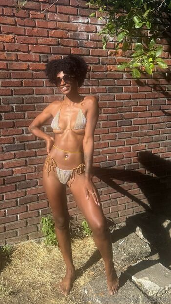 Full leaked Sveltegoddess private onlyfans photo